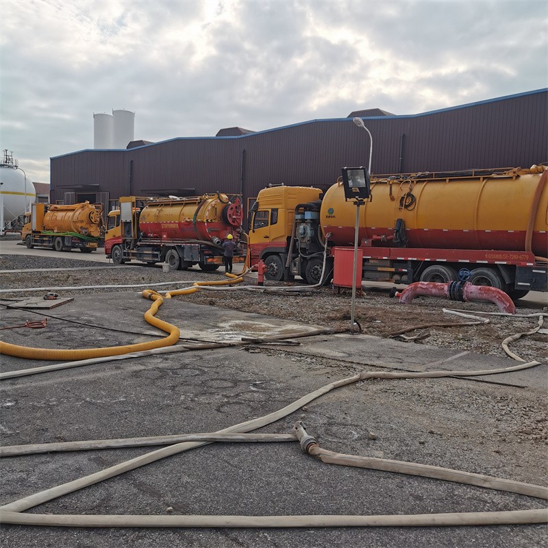 昆都仑污水池清理